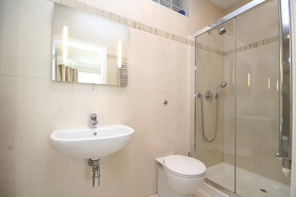 luxury ensuite shower room